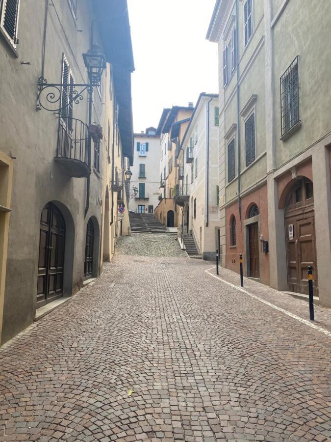 Casa Corona Grossa Saluzzo Bagian luar foto